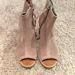 TOMS Booties 8.5